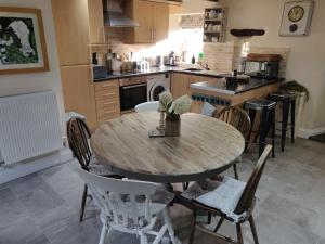 The Stable, Cuffern Manor Cottages