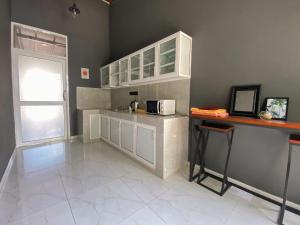 Surf by Sebu Beachfront