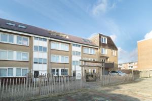 Strand appartement aan zee met 2 parkeerplekken!