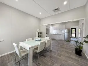 Relax At Gossan - Silverton