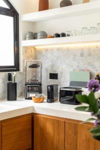 NMBR One - New 2BR home for remote travelers in Canggu