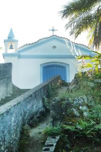 Deliciosa beach house, 100m do mar, 8 pessoas, em Picinguaba