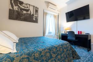 NEW Luxury-On-Budget