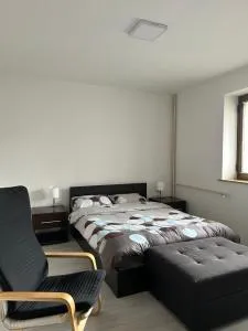 Eva's Place - Karpoš Dva