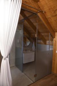 Hotel - Resort Vellezerit Doka