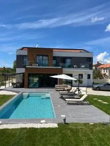 Luxury Villa Kiara with private heated pool and jacuzzi- 15min from sea - Butkovići