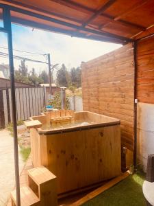 Cabaña con tinaja en fuerte Aguayo