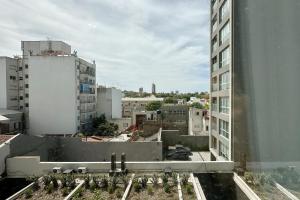 Depto Florencia 305 - Depto Zona Güemes Edificio Maires Urbano Para 4 PAX Con Cochera - Hola Sur