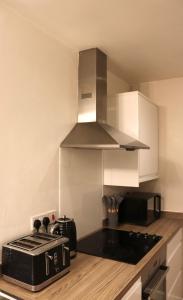 Cozy 1BR Flat Nr Train Station