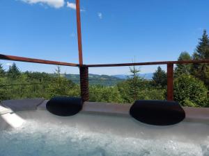 Chalet isolé avec jacuzzi et vue panoramique