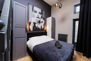 Haya Historic - Pinot Noir