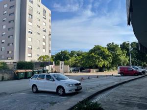 Masha dreamhome apart