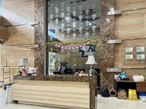 Strategic MTH Square Apt 1BR with Wi-Fi, Pool & Gym by 2ndHome