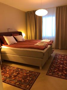 Premium City Center 2 rooms Apartment Glassed Balcony FREE PRIVATE PARKING