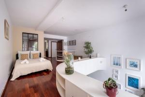 Loft d Exception au Pied des Champs-Élysées