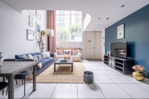 Loft d Exception au Pied des Champs-Élysées