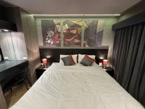 Cha-am , Pool view King Suite , Cha-am Beach South - 班康卡臣