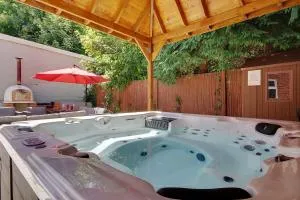 The Majestic Villa - Canford Cliffs