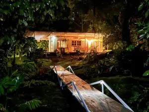 Quintaesencia Arte y Naturaleza - Río Jiménez