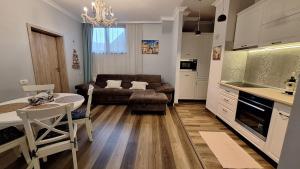 Alpine Sunrise Residence - Brasov Old Center