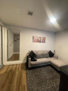New Modern Apartment