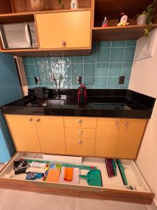 Charmoso flat com varandão em Tambaú