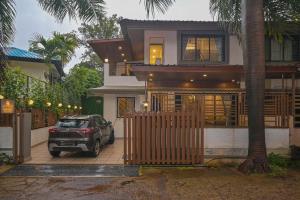 PRIME MERIDIAN STAYCATIONn