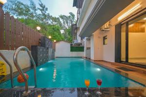 PRIME MERIDIAN STAYCATIONn