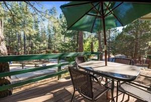 Walk To Snow Play Spa Fenced Yard