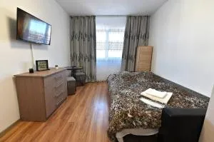 Tina Place 2 - 皮特什蒂