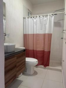 Apt for 4 ppl, walking distance to festival