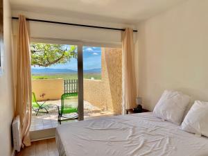 Appartements Appart plain-pied 4 pers - piscine - parking : photos des chambres