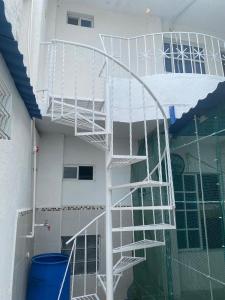 Comoda habitacion cerca al centro histórico y a las playas