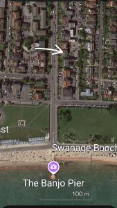 HighTide - 2 bed with parking, balcony & sea view.