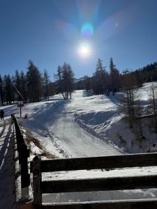chalet Happy
