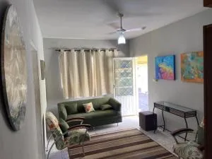 Almeida's House - 埃皮塔西奥总统城