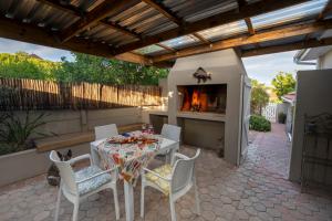 The Barefoot Cottage