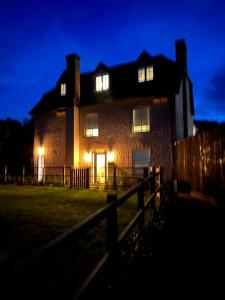 The Meadow at Selborne with lots of parking