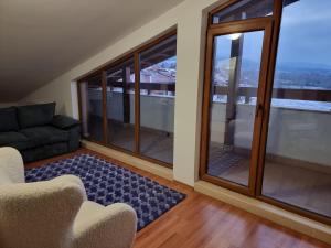 Belvedere private apartment 1-bedroom with balcony