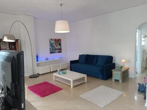 Central 2-Bedroom penthouse