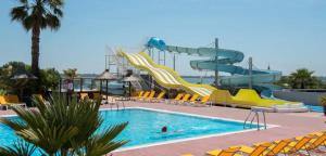 Campings Cosy et chaleureux, 2 ch, 2 sdb pour votre confort, super equipe : photos des chambres