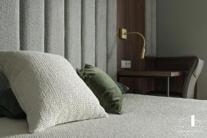 Penthouse Brabank Green Luxury Sauna, Fitness & Free Parking by Grandview