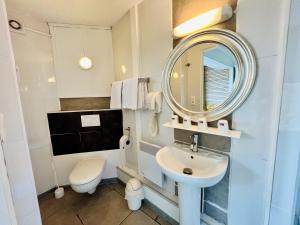 Hotels Hotel Le Littoral - Berck sur Mer : photos des chambres