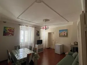 Giora House - 甘贝拉莱