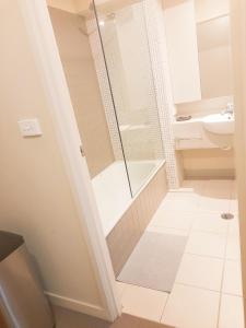 墨尔本city Little bourke st 公寓3房2卫