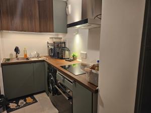Sejours chez l'habitant Lit simple -canape lit dans appt partage : photos des chambres