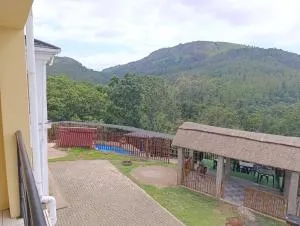 Thula Du Estate - family houses - Sidvokodvo