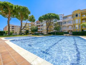 Apartment in Empuriabrava near the Beach