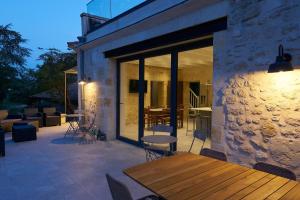 Maisons de vacances Chateau Belvedere - Swimming pool, Vineyard & countryside : photos des chambres