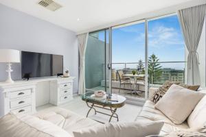 Belle Escapes - Bay View Lookout With Sea Views